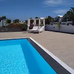 Apartamento Aqui Todo Empieza - Pool View - Free Wifi - Smart Tv-residence Senator Costa Teguise